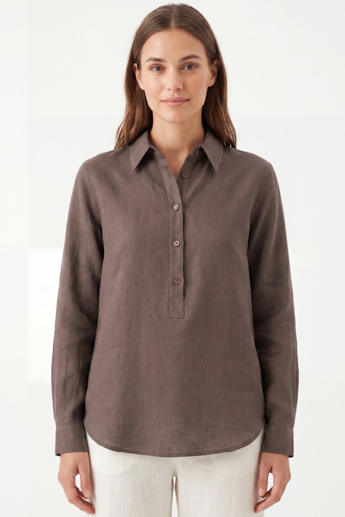 Kadın Solo %100 Doğal Keten Gömlek - Klasik Yaka Basic Minimalist Tasarım Kahverengi W208-K0401-02