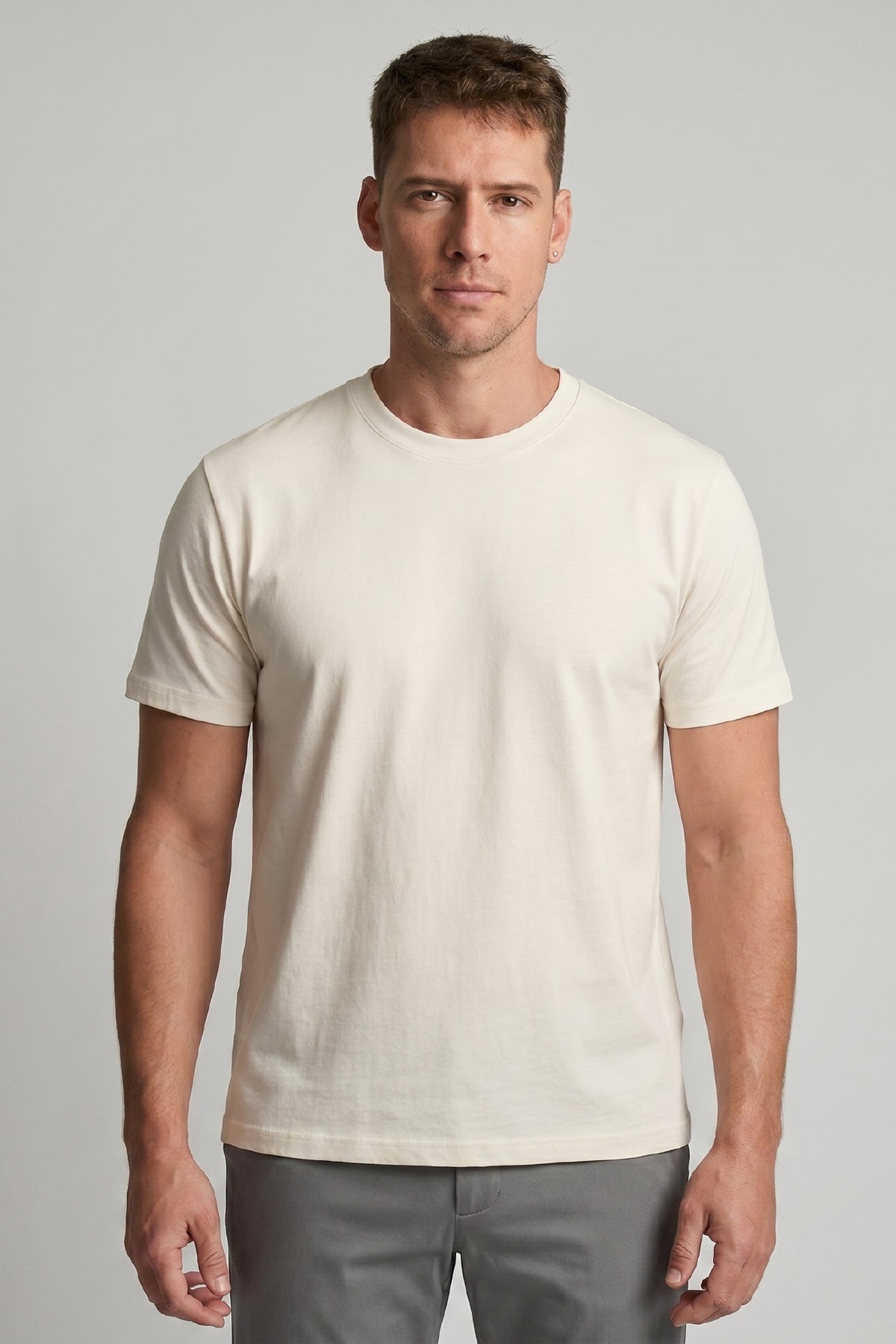 Herren T-Shirt aus Baumwolle, Premium-Qualität, mit dicht gewebter Struktur, Ecru M101-R0220-09