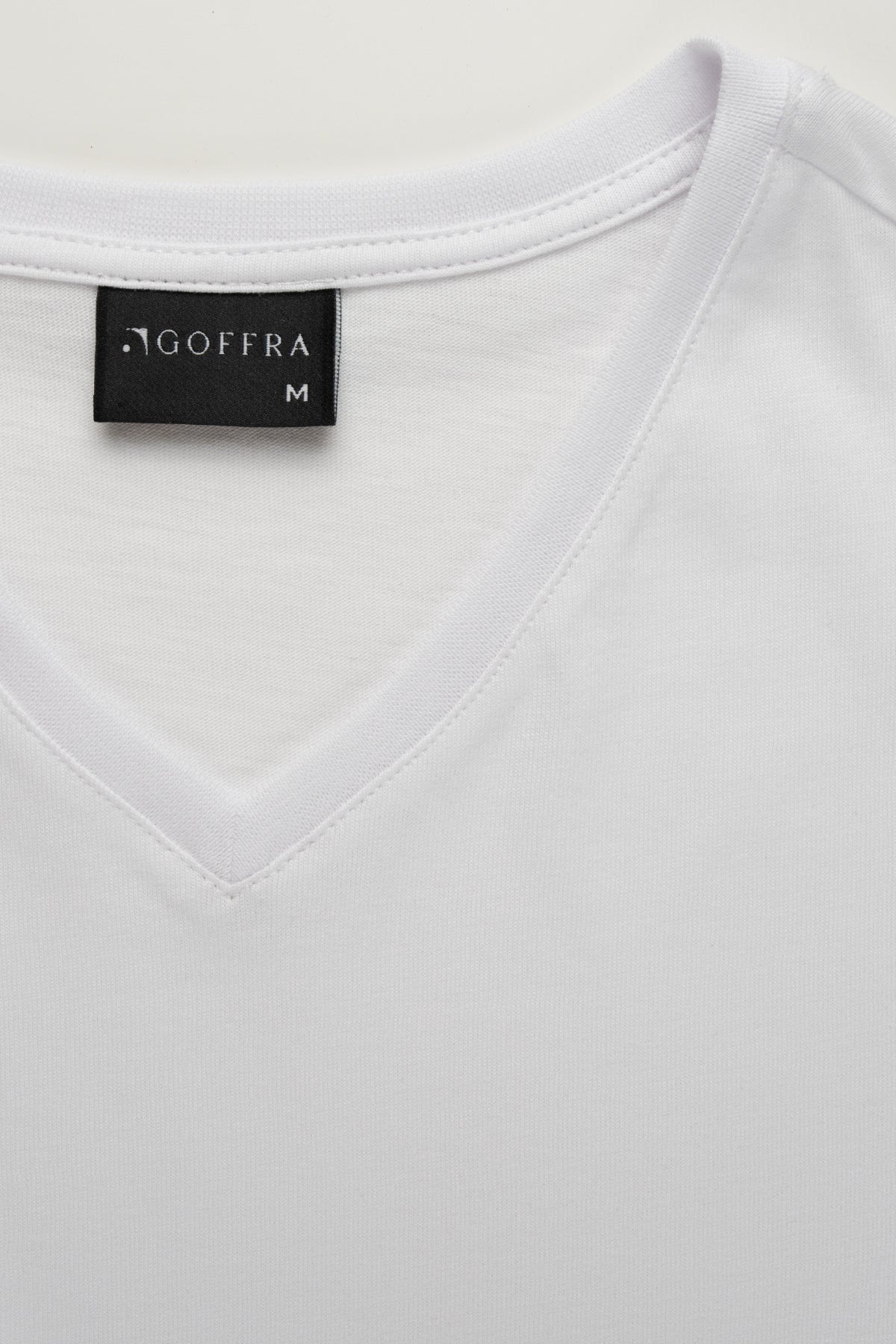 Erkek Vision V Yaka Premium Kalite Yoğun Dokulu Pamuklu T-Shirt Beyaz M102-R0220-01