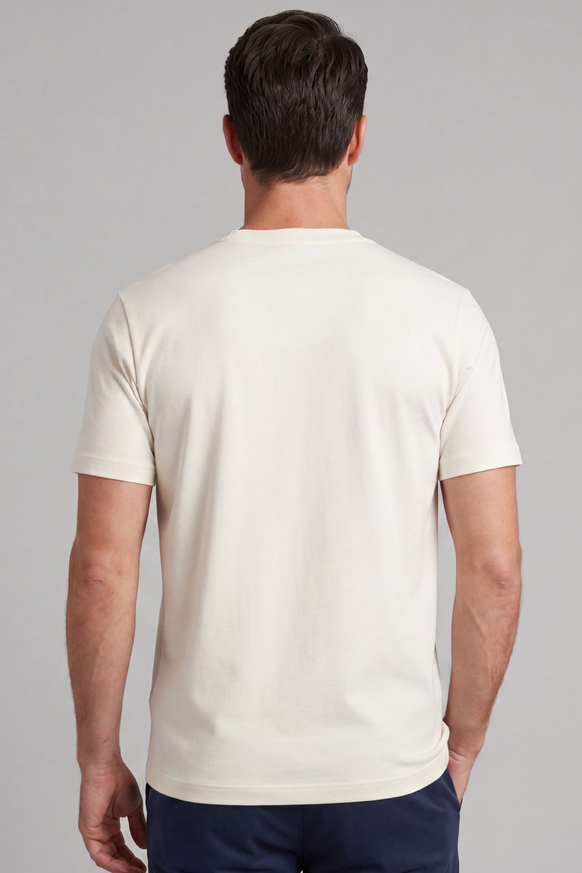 Erkek Vision V Yaka Premium Kalite Yoğun Dokulu Pamuklu T-Shirt Krem M102-R0220-02