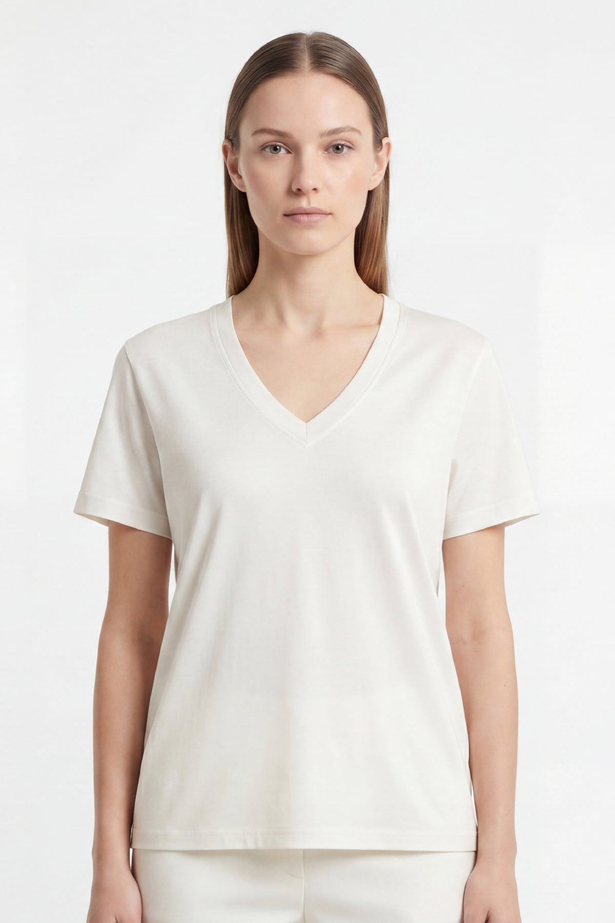 Kadın Vision V Yaka Premium Kalite Yoğun Dokulu Pamuklu T-Shirt Krem W102-R0220-02